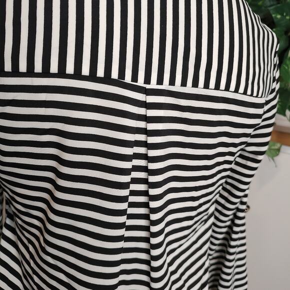 Calvin Klein Black & White Striped Pullover Roll Tab Sleeve Blouse Size XS - Picture 6 of 13
